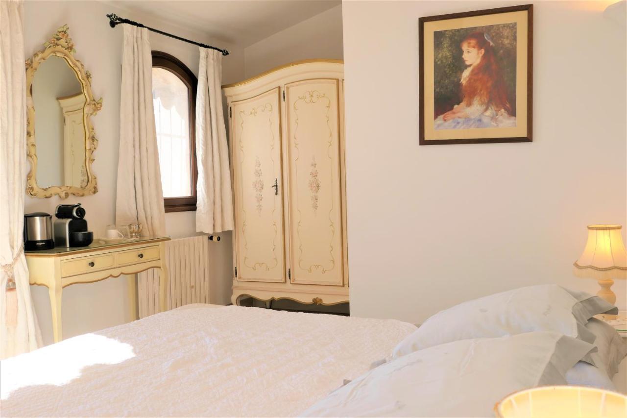 La Bastide Des Pins Bed & Breakfast Vence Eksteriør bilde